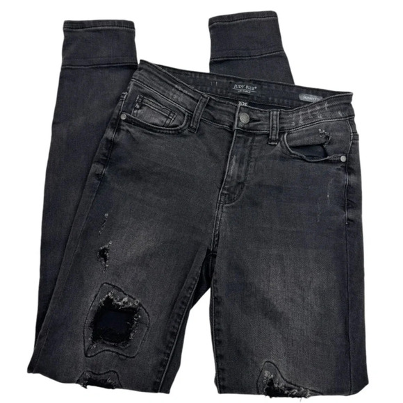 Judy Blue Skinny Fit Distressed Denim Jean - Picture 1 of 13